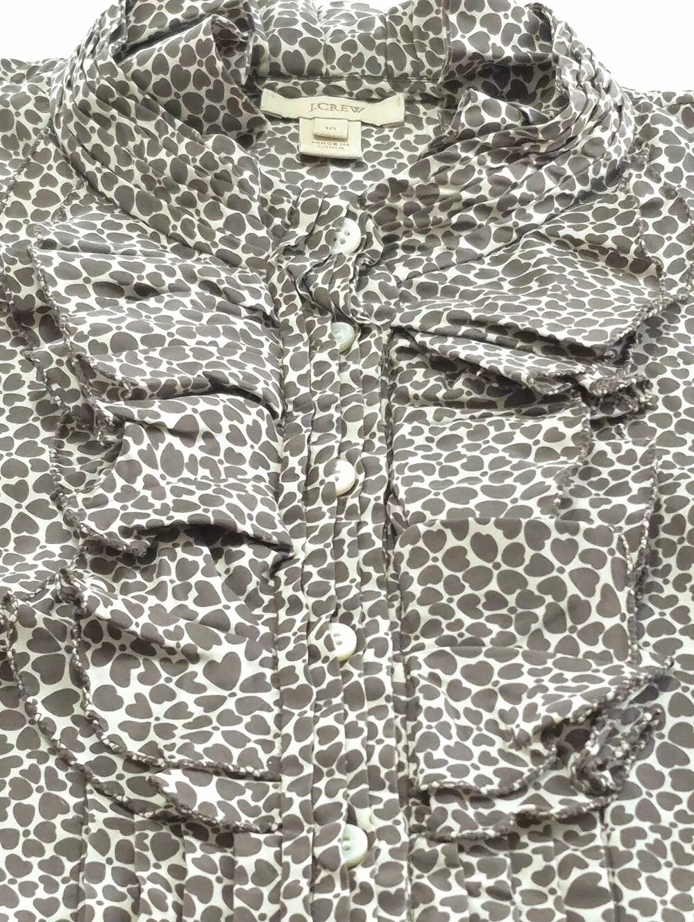 J.CREW 100% Silk Ruffle Neck Sleeveless Blouse Top Heart Print Gray Size 10 Used